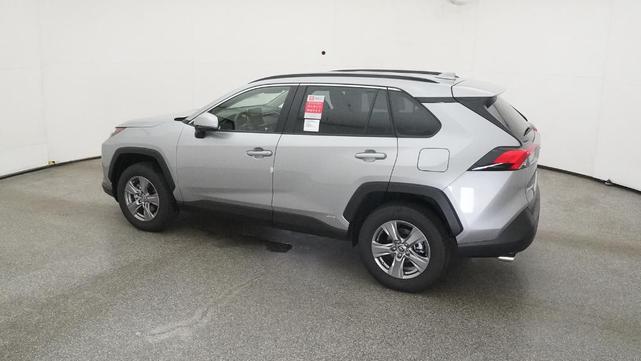 Photo of 2025 Silver Sky Metallic Toyota RAV4 Hybrid