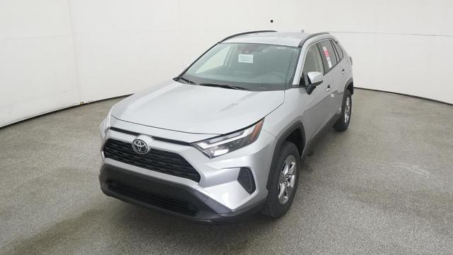 Photo of 2025 Silver Sky Metallic Toyota RAV4 Hybrid