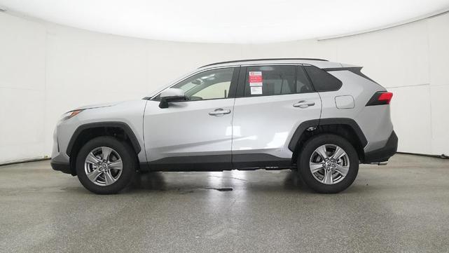 Photo of 2025 Silver Sky Metallic Toyota RAV4 Hybrid