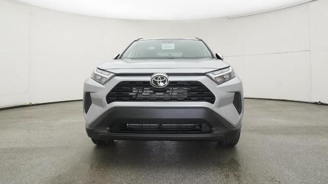 Photo of 2025 Silver Sky Metallic Toyota RAV4 Hybrid