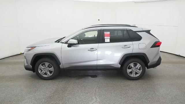 Photo of 2025 Silver Sky Metallic Toyota RAV4 Hybrid