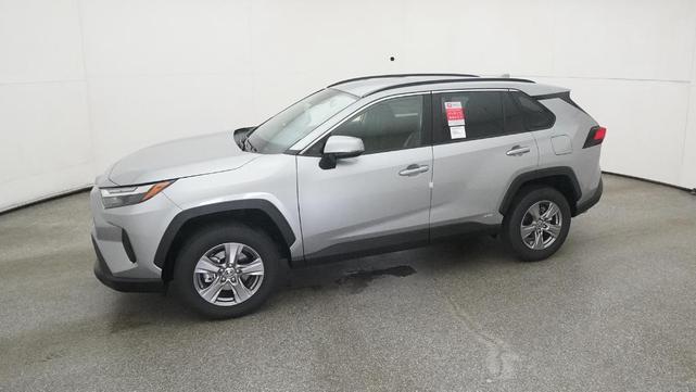 Photo of 2025 Silver Sky Metallic Toyota RAV4 Hybrid
