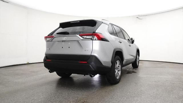 Photo of 2025 Silver Sky Metallic Toyota RAV4 Hybrid