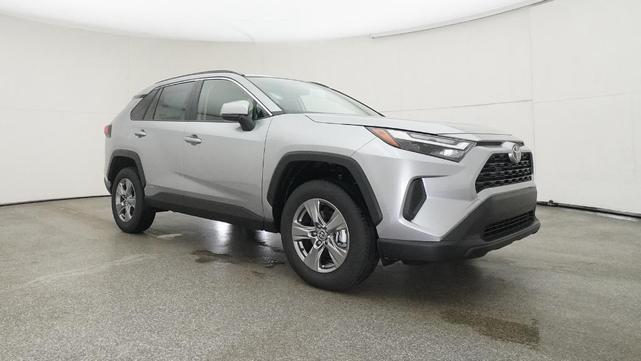 Photo of 2025 Silver Sky Metallic Toyota RAV4 Hybrid