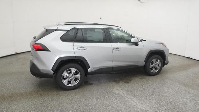 Photo of 2025 Silver Sky Metallic Toyota RAV4 Hybrid