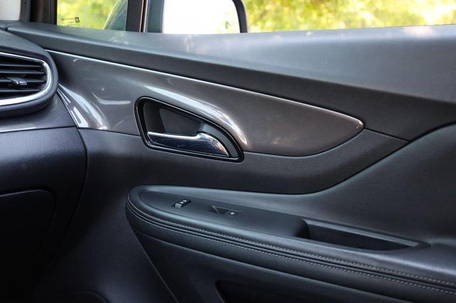 Photo of 2018 Graphite Gray Metallic Buick Encore