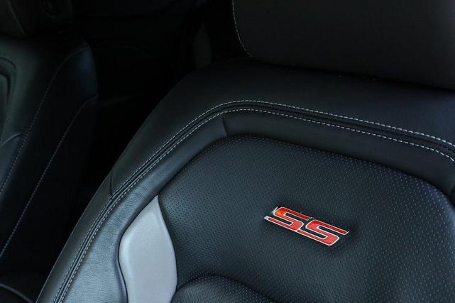 Photo of 2023 Sharkskin Metallic Chevrolet Camaro