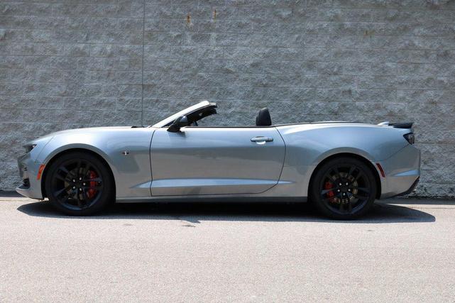 Photo of 2023 Sharkskin Metallic Chevrolet Camaro