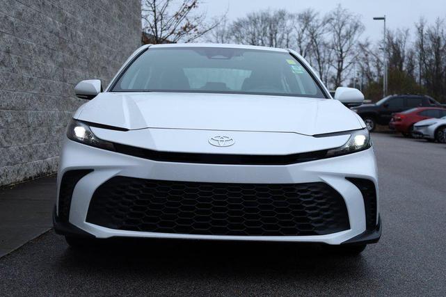 Photo of 2025 Ice Toyota Camry