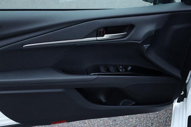 Photo of 2025 Ice Toyota Camry