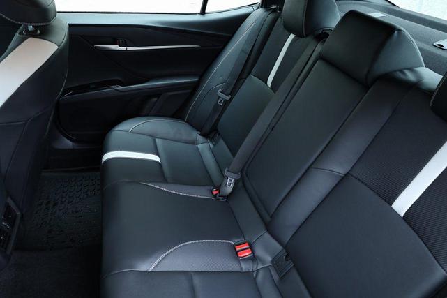 Photo of 2025 Ice Toyota Camry
