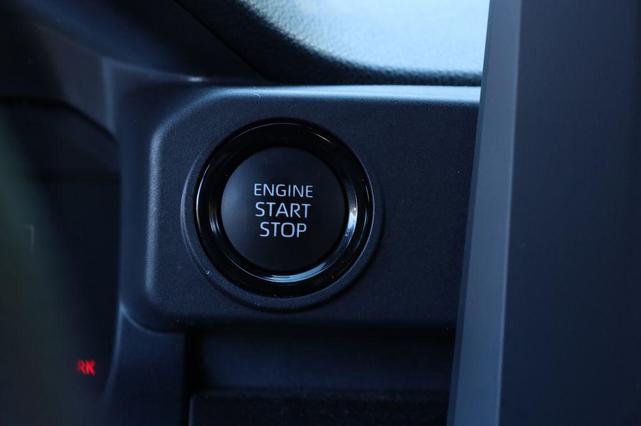 Photo of 2024 Ice Cap Toyota Tacoma