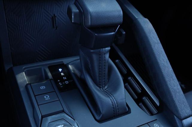 Photo of 2024 Ice Cap Toyota Tacoma