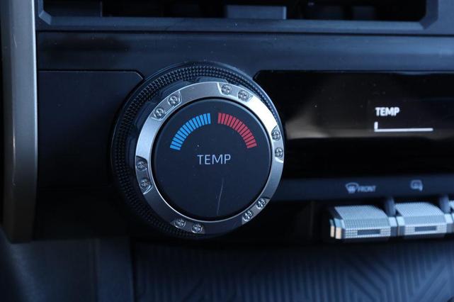 Photo of 2024 Ice Cap Toyota Tacoma
