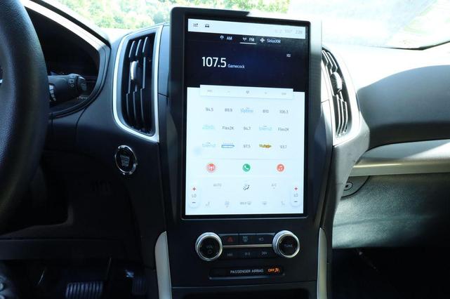 Photo of 2024 Stone Blue Metallic Ford Edge
