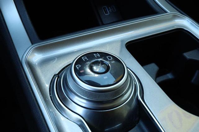Photo of 2024 Stone Blue Metallic Ford Edge