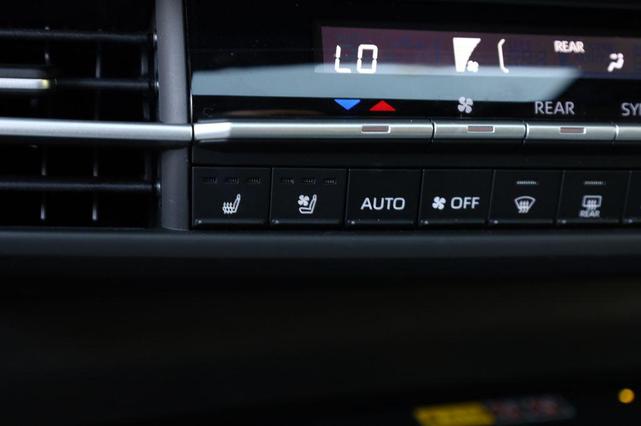 Photo of 2025 Wind Chill Prl Toyota Sienna