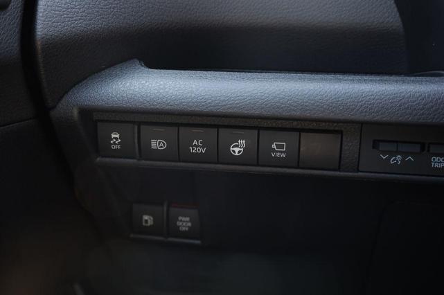 Photo of 2025 Wind Chill Prl Toyota Sienna