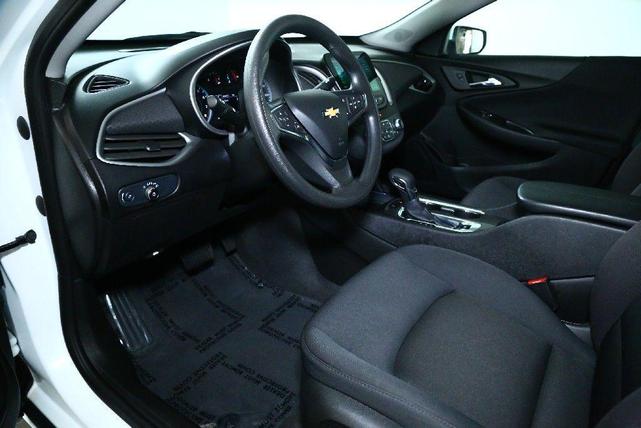 Photo of 2024 Summit White Chevrolet Malibu