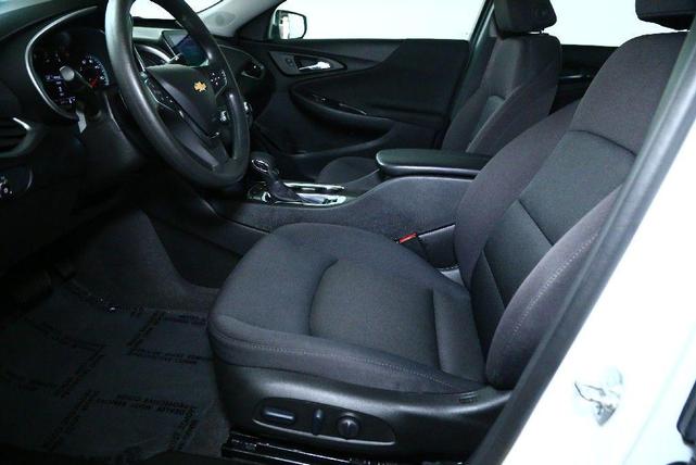 Photo of 2024 Summit White Chevrolet Malibu
