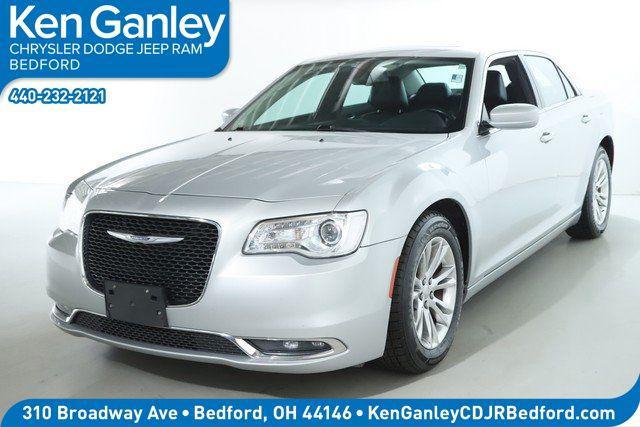 2019 Chrysler 300