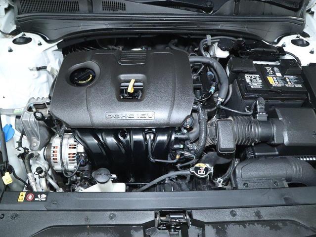 Photo of 2023 Snow White Pearl Kia Forte