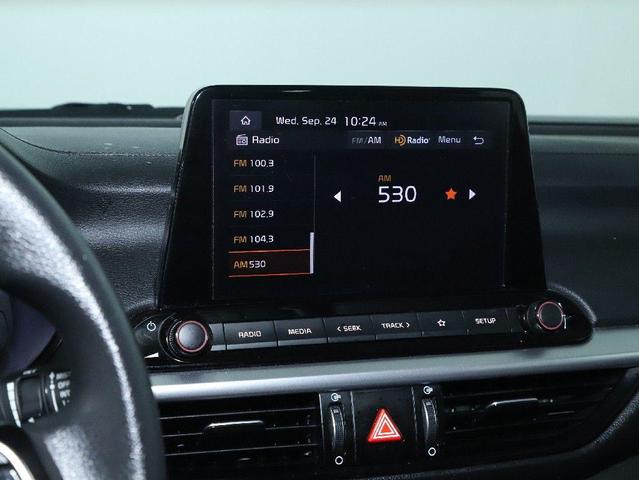 Photo of 2023 Snow White Pearl Kia Forte