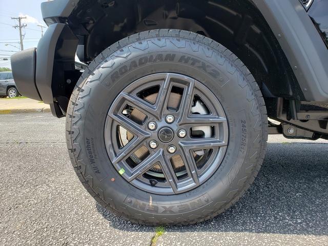Photo of 2025 Black Clearcoat Jeep Wrangler
