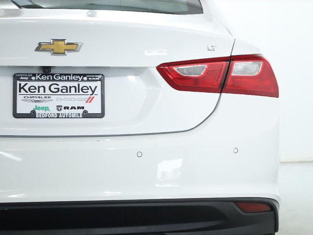 Photo of 2024 Summit White Chevrolet Malibu
