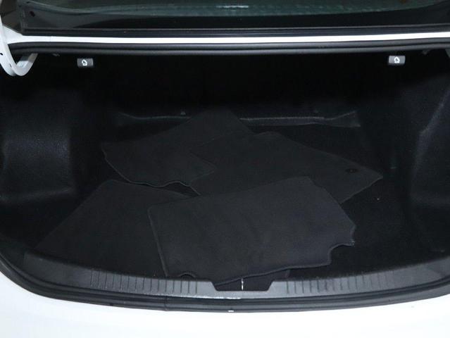 Photo of 2024 Summit White Chevrolet Malibu