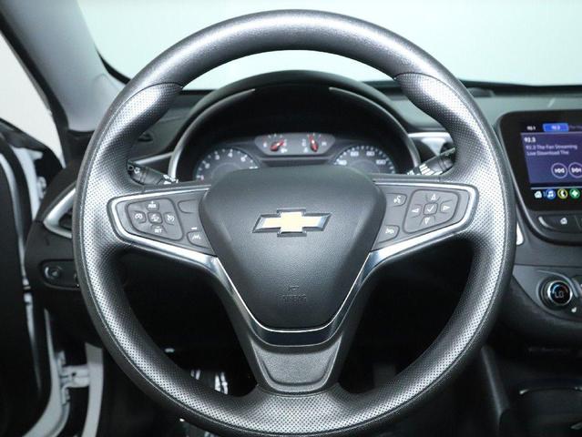 Photo of 2024 Summit White Chevrolet Malibu