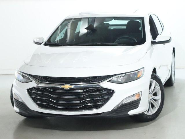 Photo of 2024 Summit White Chevrolet Malibu