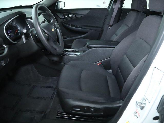 Photo of 2024 Summit White Chevrolet Malibu