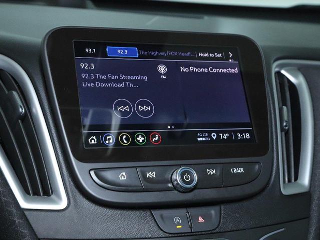 Photo of 2024 Summit White Chevrolet Malibu