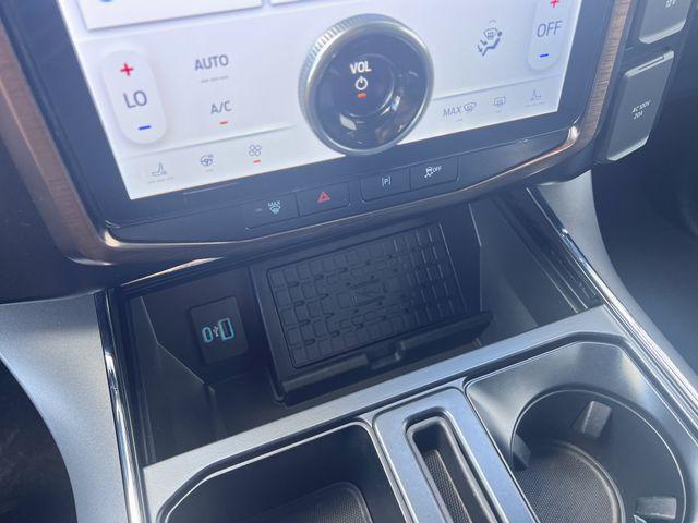 Photo of 2023 Avalanche Ford F-150 Lightning