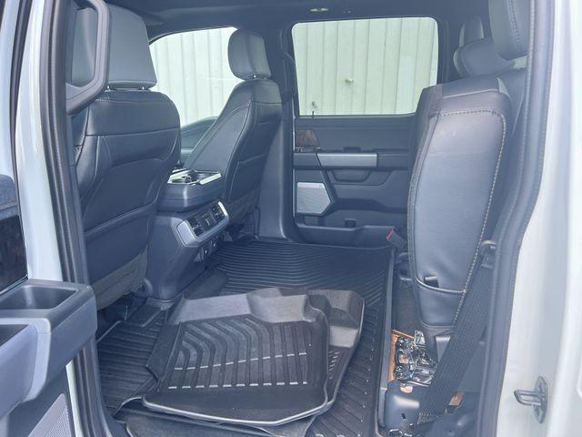 Photo of 2023 Avalanche Ford F-150 Lightning
