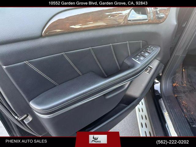 Photo of 2014 Black Mercedes-Benz GL-Class