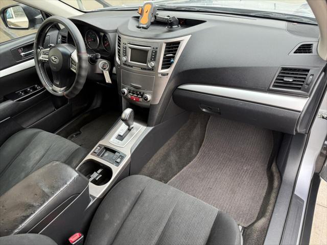 Photo of 2014 Blue Subaru Outback