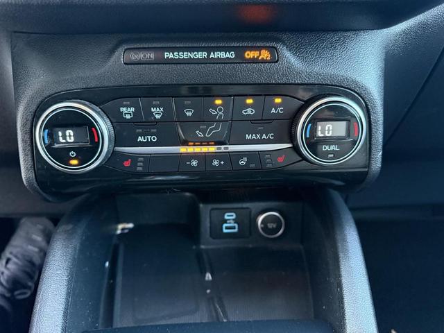 Photo of 2021 Star White Metallic Tri-Coat Ford Escape