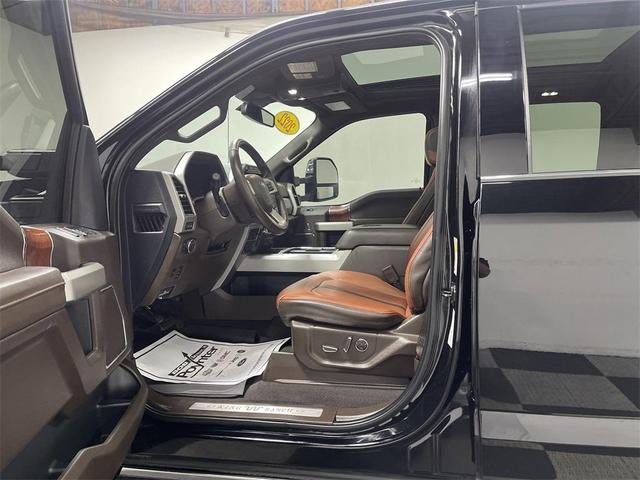 Photo of 2022 Agate Black Metallic Ford F-250