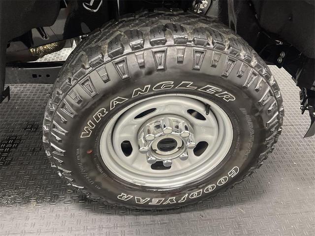 Photo of 2024 Antimatter Blue Metallic Ford F-250
