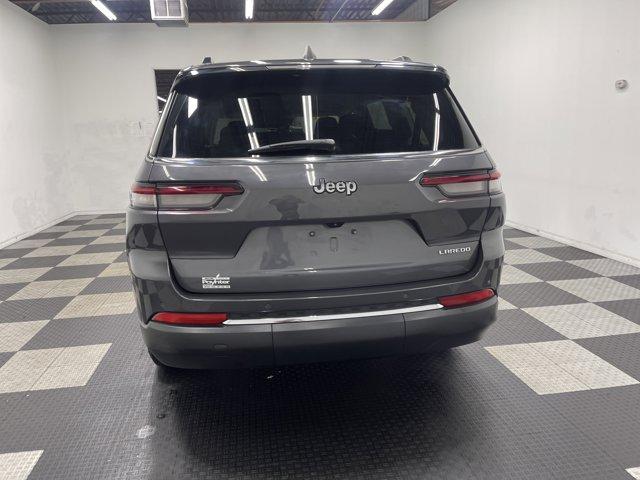 Photo of 2023 Metallic Jeep Grand Cherokee L