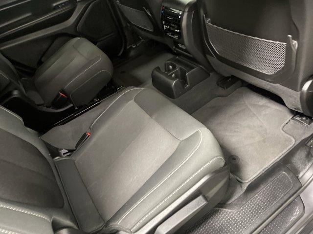 Photo of 2023 Metallic Jeep Grand Cherokee L
