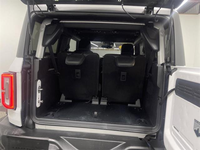 Photo of 2023 Oxford White Ford Bronco