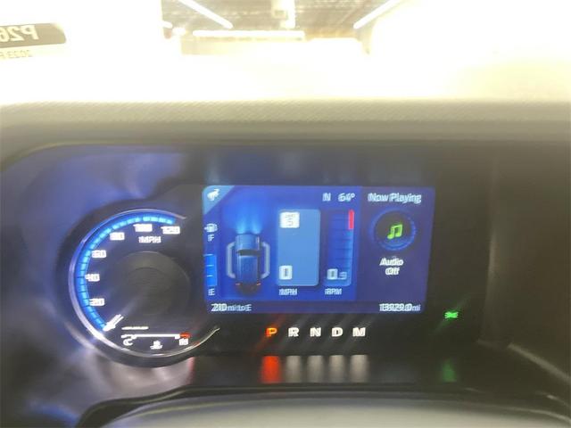 Photo of 2023 Oxford White Ford Bronco