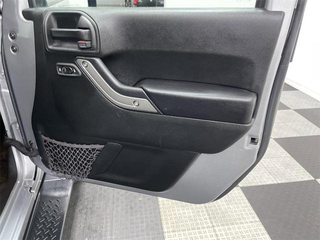 Photo of 2018 Billet Silver Metallic Clearcoat Jeep Wrangler JK Unlimited