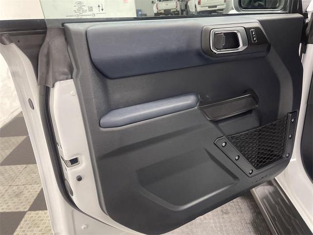 Photo of 2024 Oxford White Ford Bronco