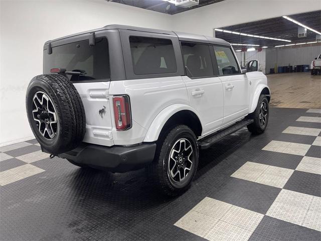 Photo of 2024 Oxford White Ford Bronco