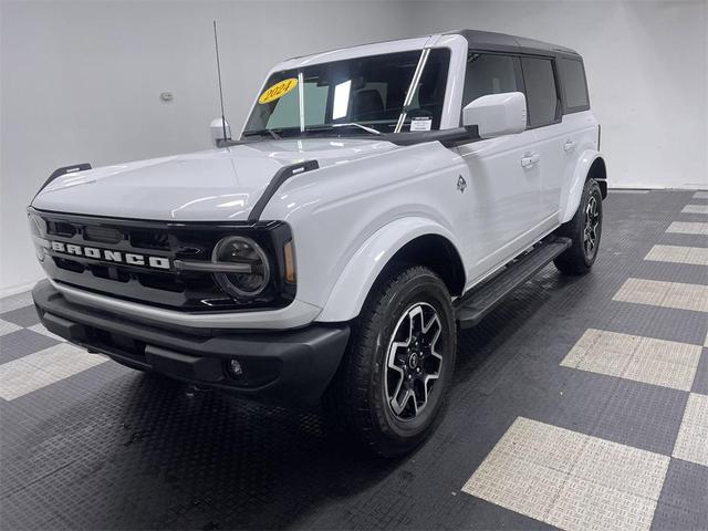 Photo of 2024 Oxford White Ford Bronco
