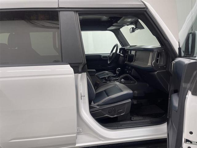 Photo of 2024 Oxford White Ford Bronco